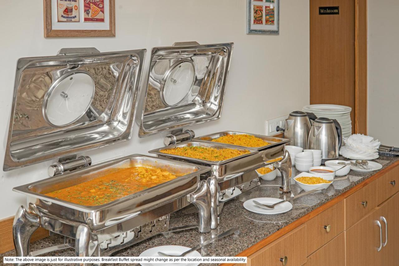 Treebo Luxe Suite, Shivaji Nagar Púna Kültér fotó