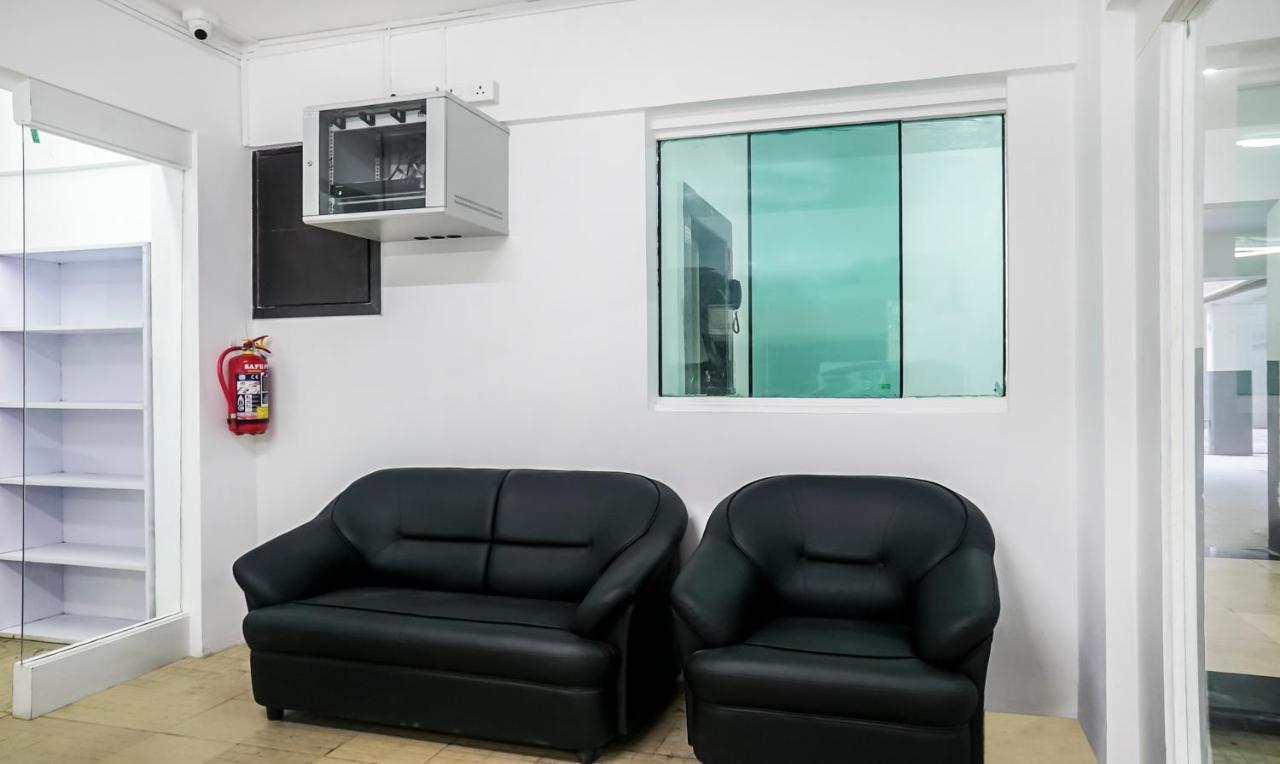 Treebo Luxe Suite, Shivaji Nagar Púna Kültér fotó