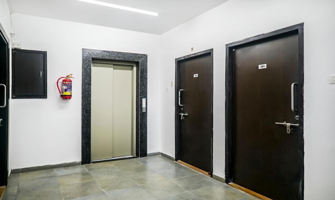 Treebo Luxe Suite, Shivaji Nagar Púna Kültér fotó