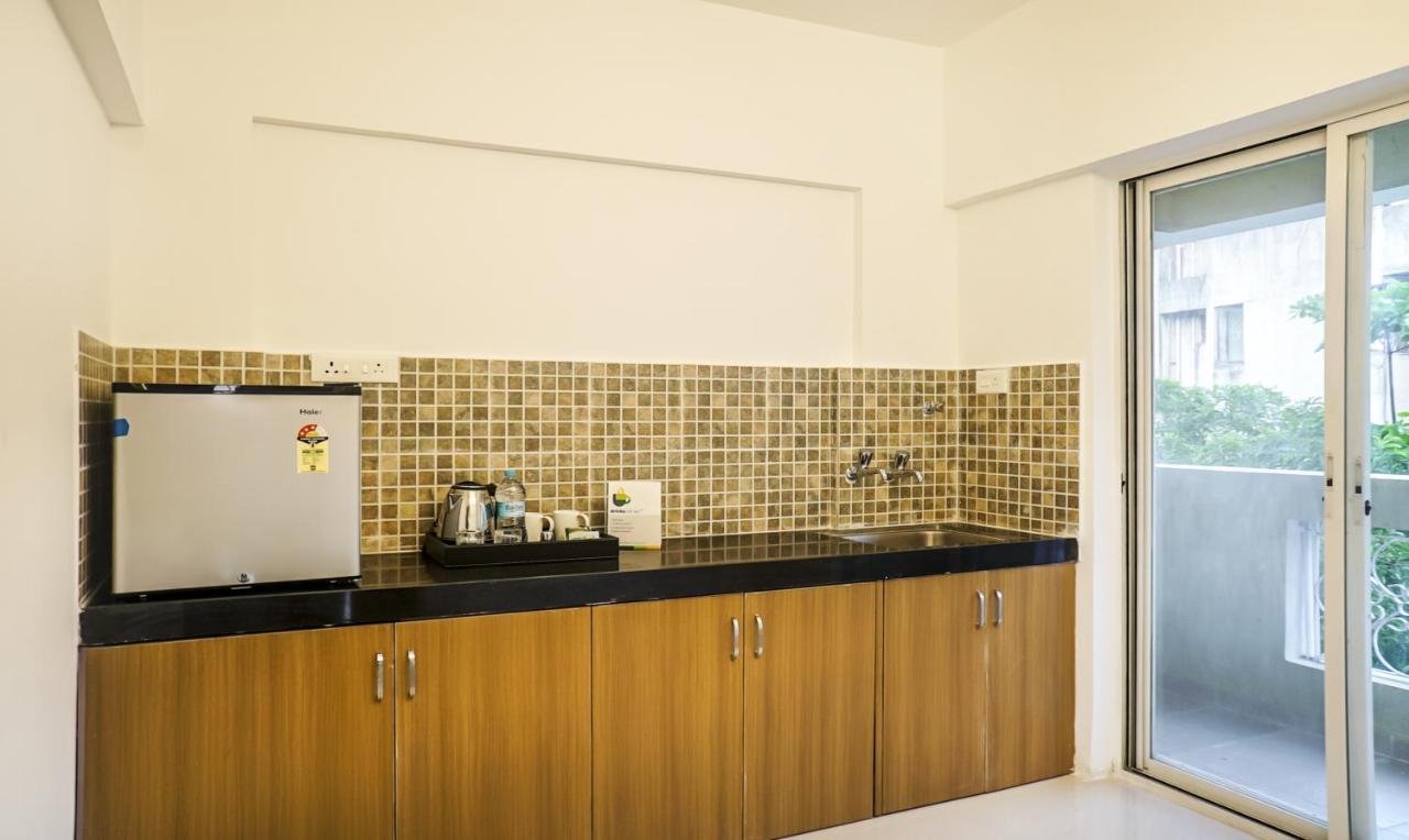 Treebo Luxe Suite, Shivaji Nagar Púna Kültér fotó