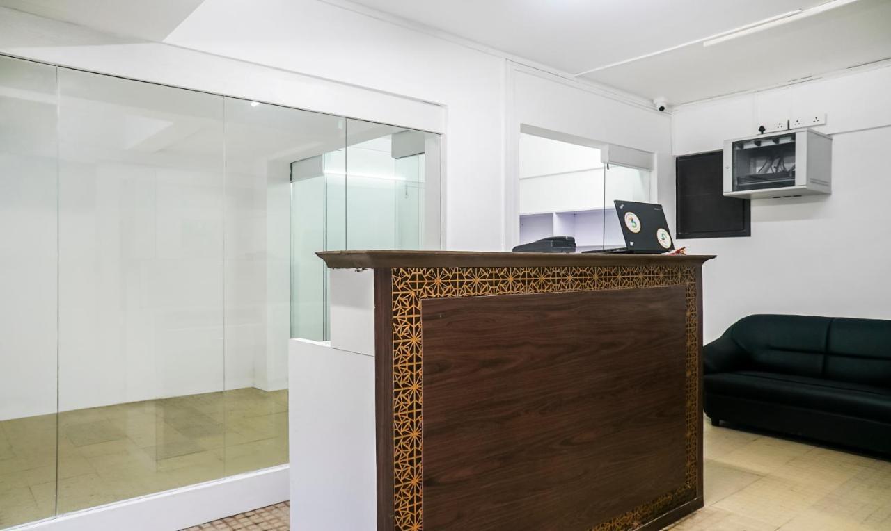 Treebo Luxe Suite, Shivaji Nagar Púna Kültér fotó